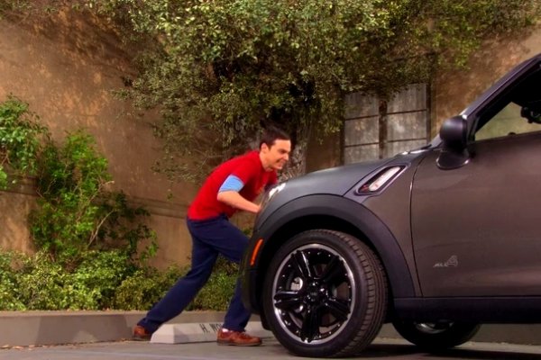Titulky k The Big Bang Theory S06E09 - The Parking Spot Escalation