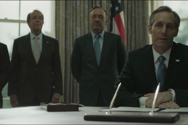 Titulky k House of Cards S01E07 - Chapter 7