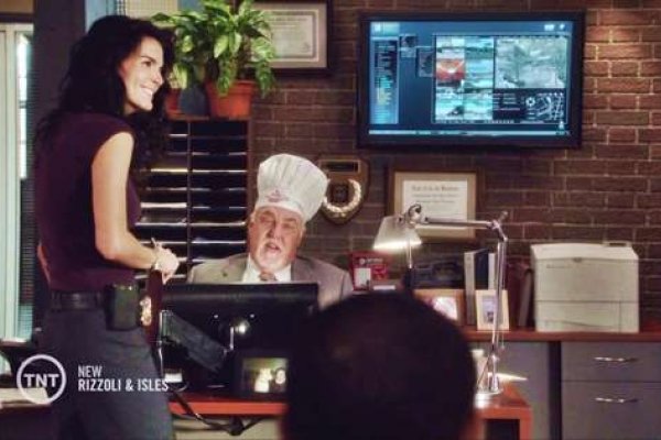 Titulky k Rizzoli & Isles S04E03 - But I Am a Good Girl