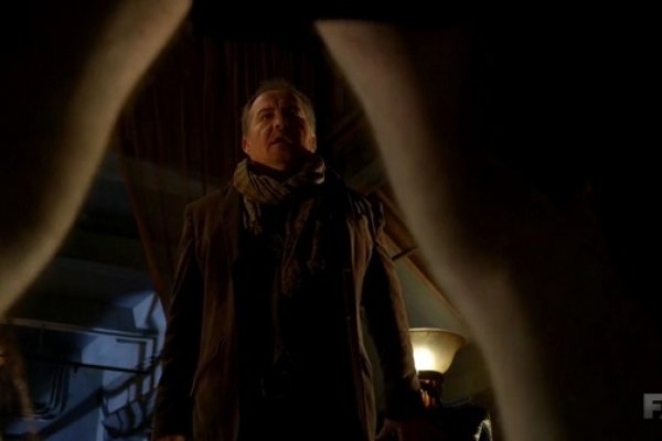 Titulky k The Strain S01E03 - Gone Smooth