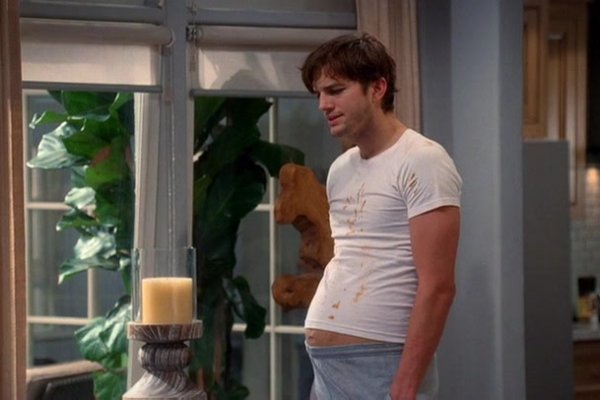 Titulky k Two and a Half Men S10E13 - Grab a Feather and Get in Line