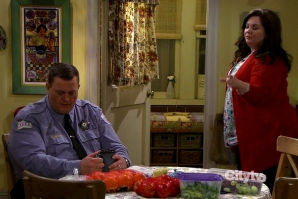 Titulky k Mike and Molly S03E21 - Molly's Out of Town