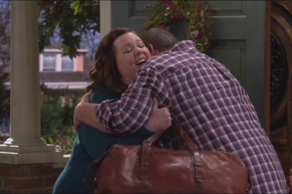 Titulky k Mike and Molly S05E01 - The Book of Molly
