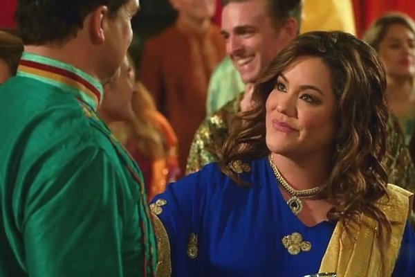 Titulky k American Housewife S02E24 - The Spring Gala