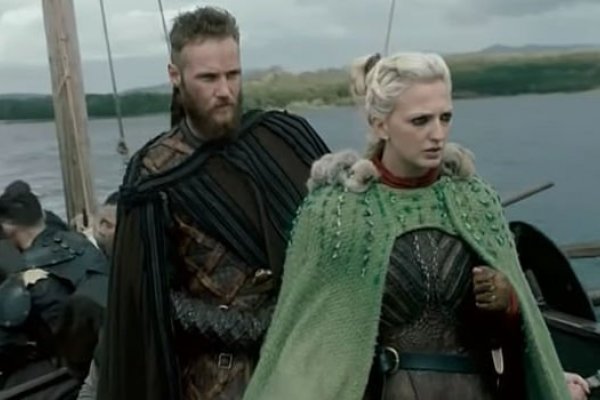 Titulky k Vikings S05E18 - Baldur